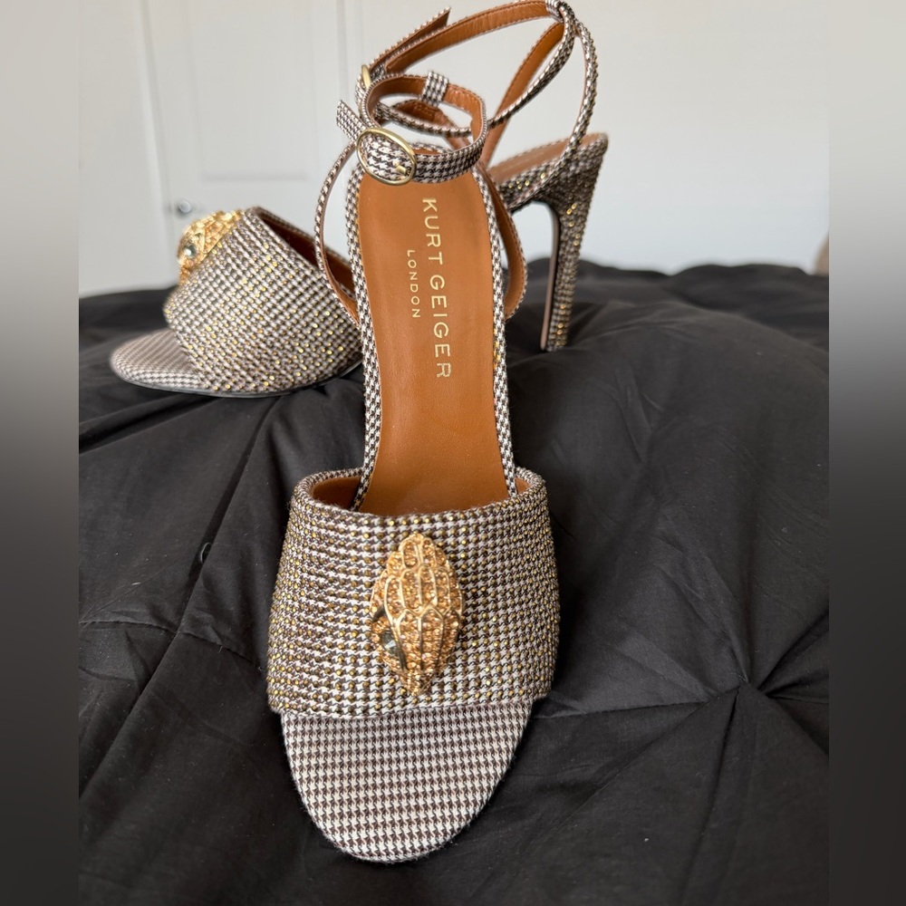 Kurt Geiger Metallic and Black Textured Heels